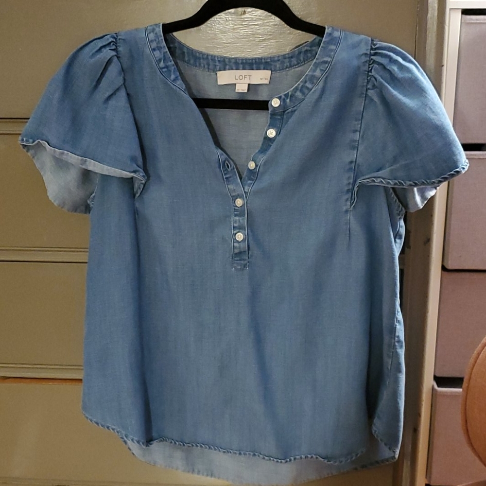 Loft Chambray flutter sleeve top